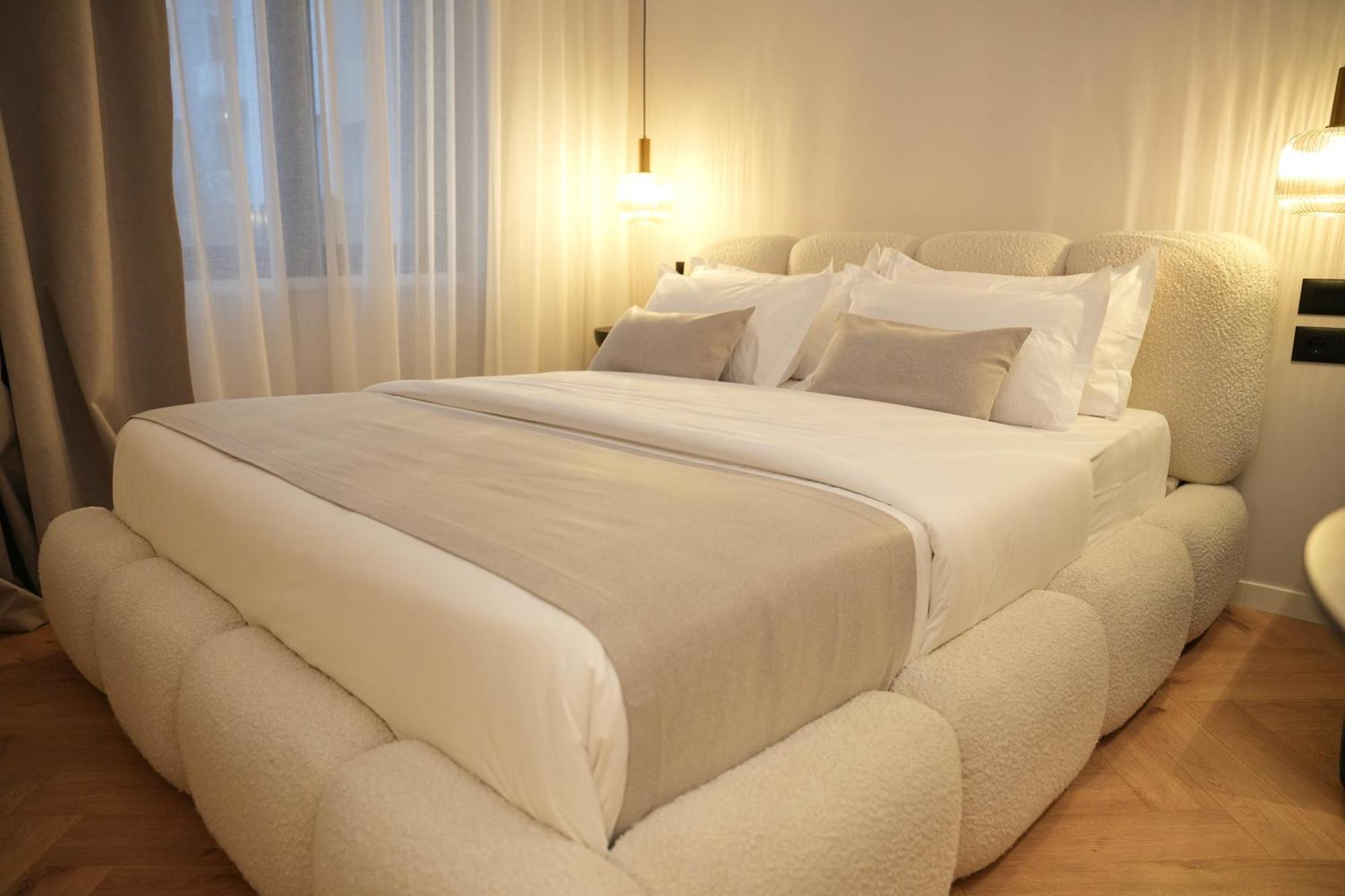 Nea Deluxe Apart-Hotel Tirana Buitenkant foto