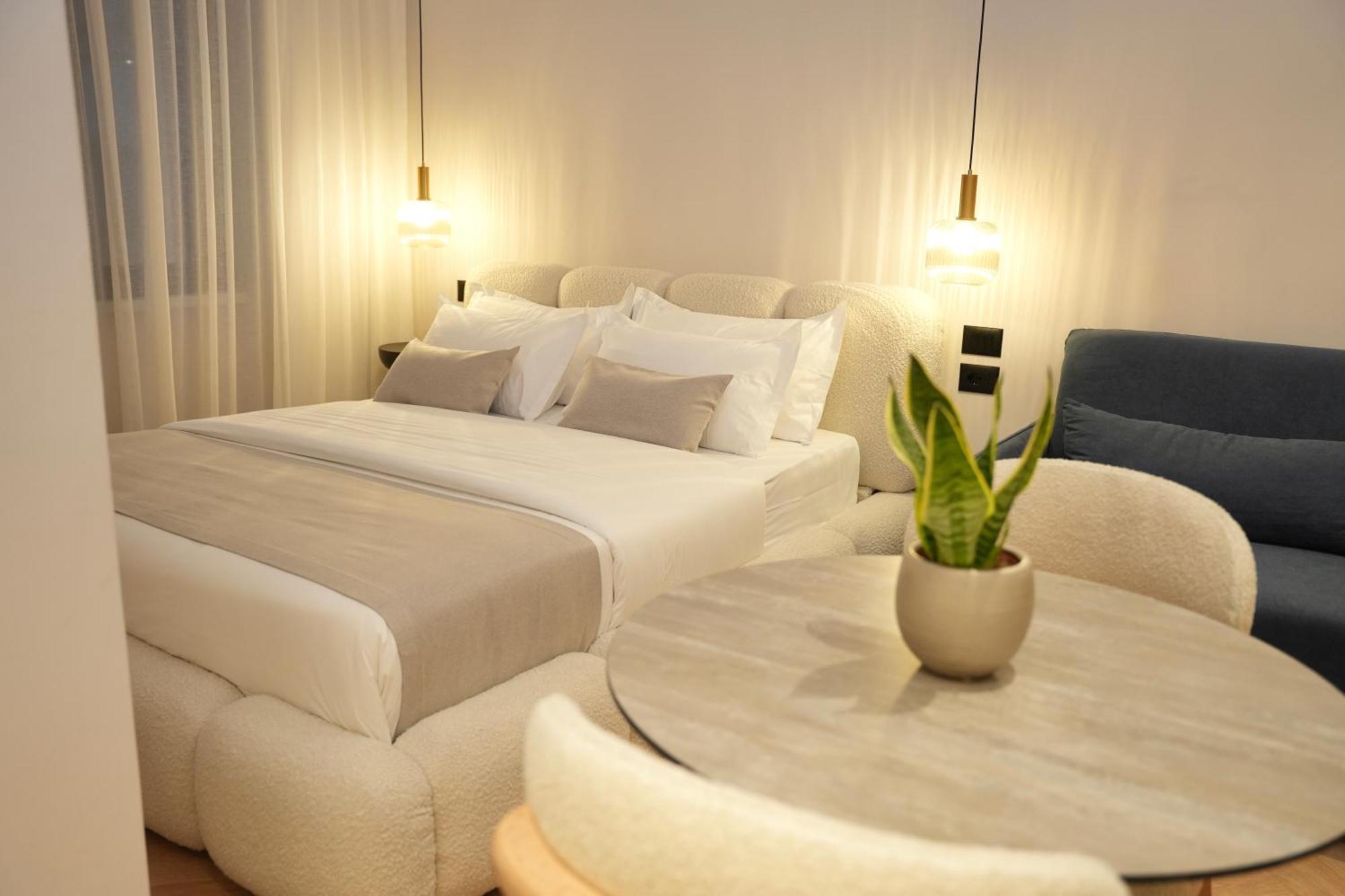 Nea Deluxe Apart-Hotel Tirana Buitenkant foto