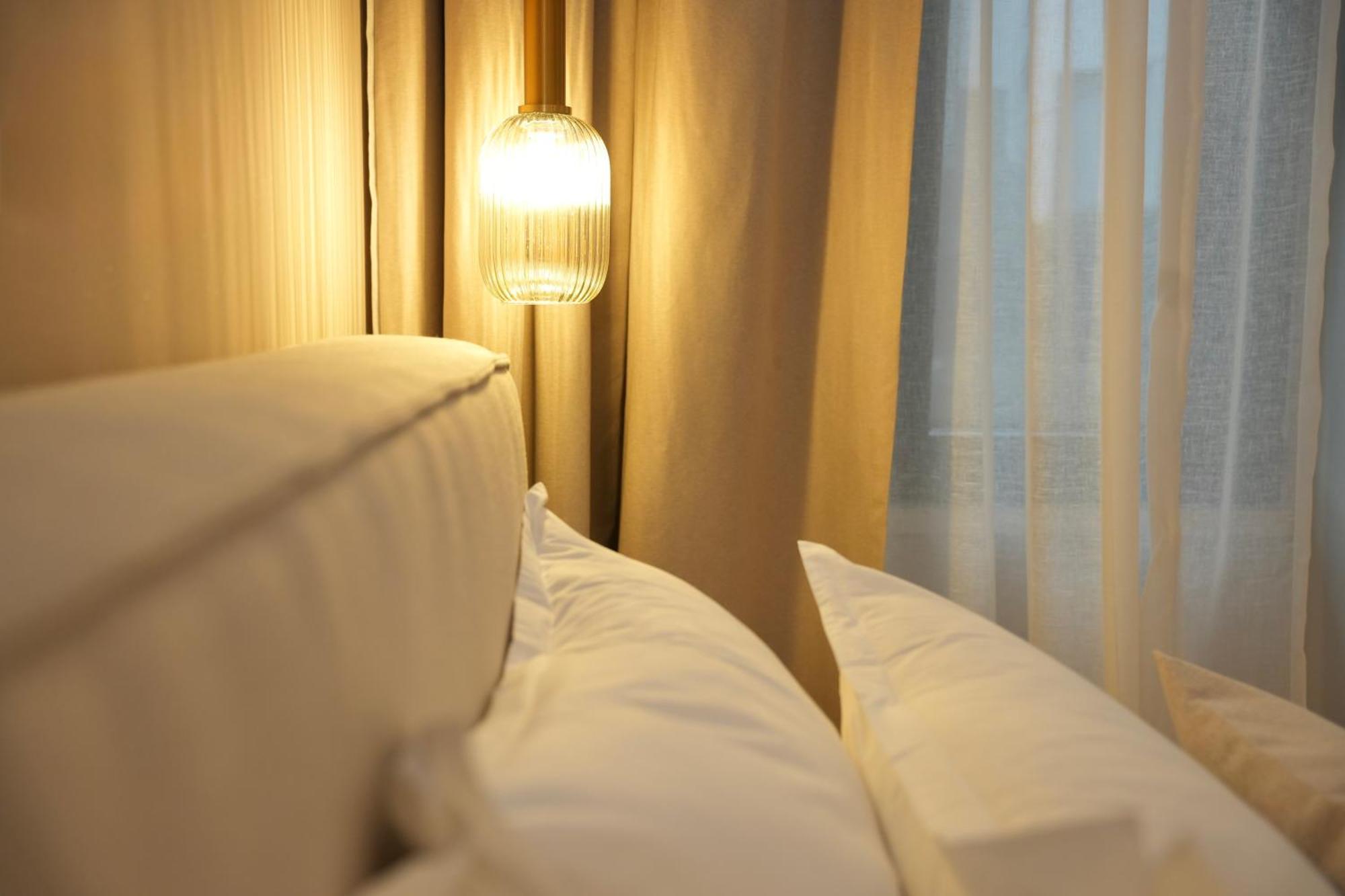 Nea Deluxe Apart-Hotel Tirana Buitenkant foto